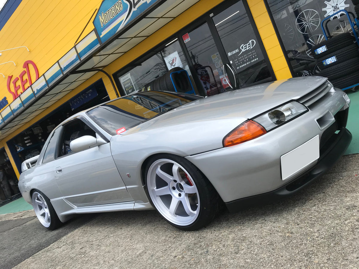 スカイラインGT-R R32 RAYSボルクレーシングTE37SL 18インチ 特注品 — MOTORINGSEED